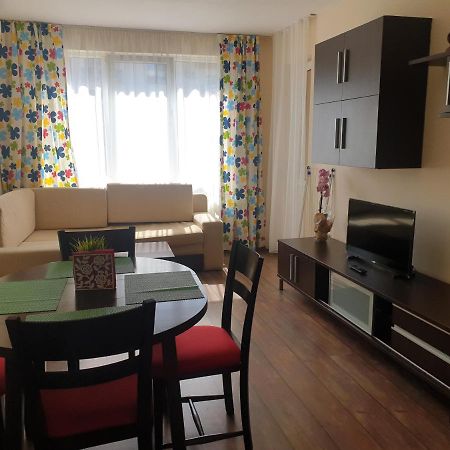 Sunny Apartment Burgasz Kültér fotó